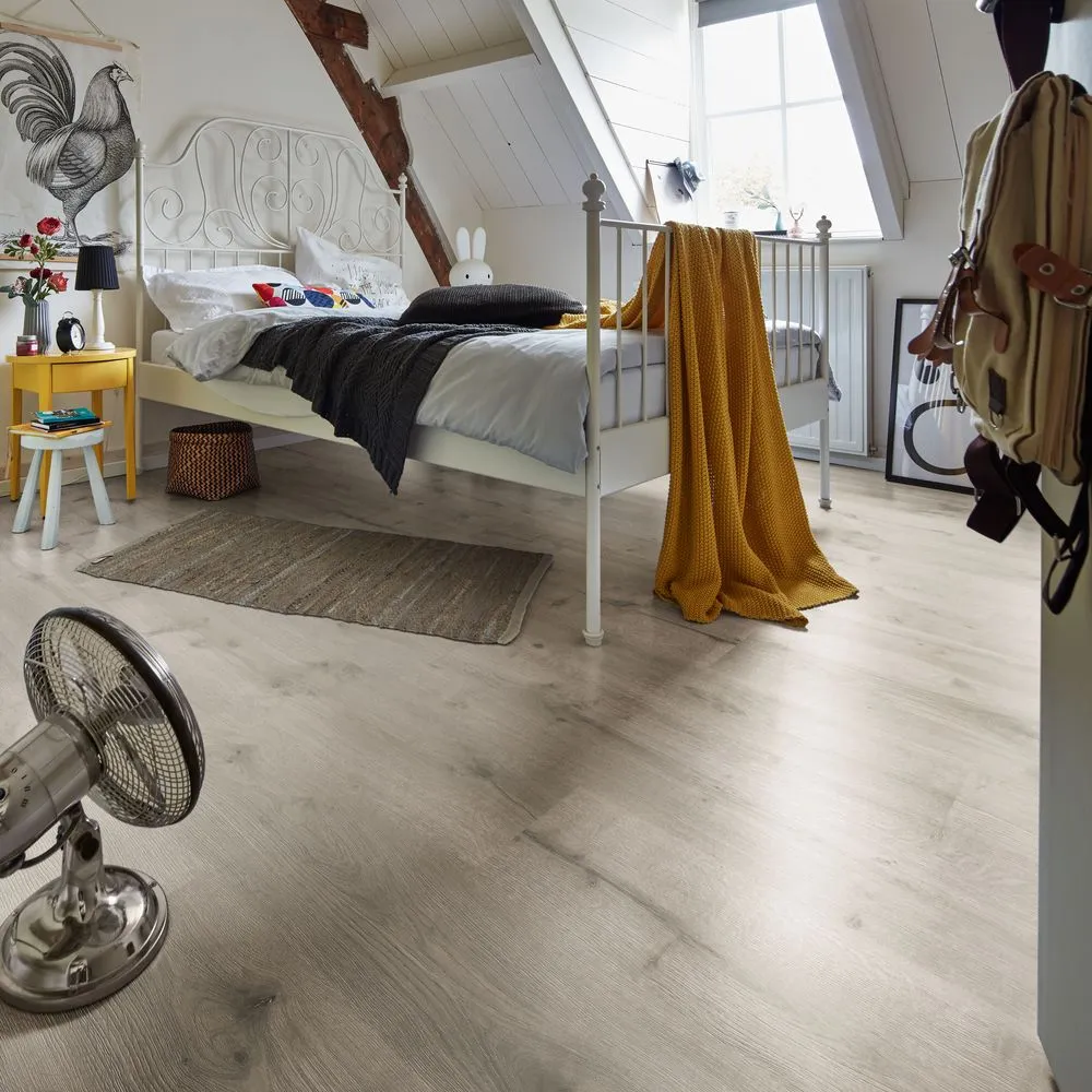 Sol stratifie décor bois Meister LC 55