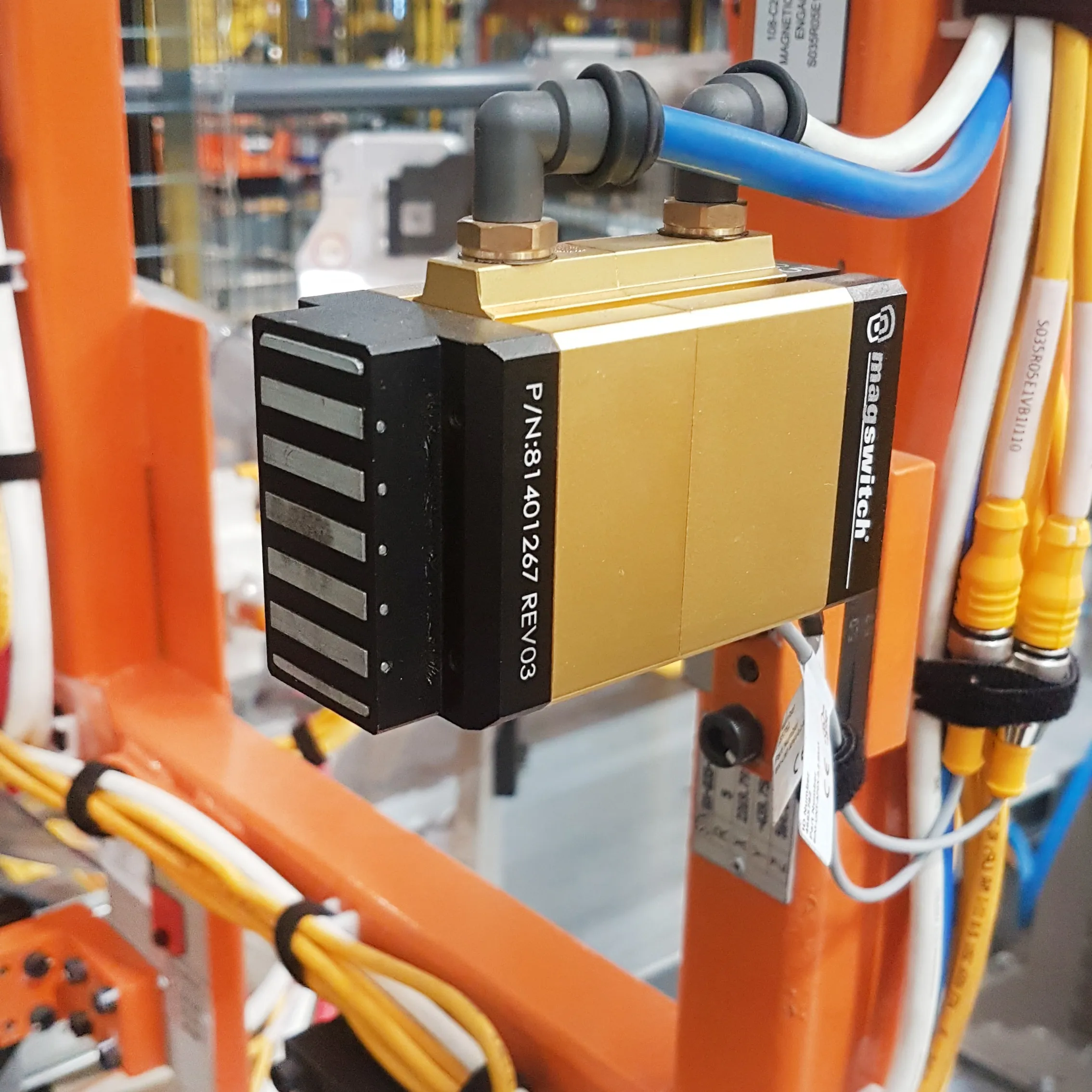 PINCE MAGNETIQUE POUR ROBOT 531.03-D – Image 2