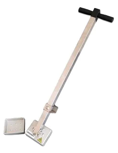 PREHENSEUR MAGNETIQUE POUR PLAQUE EGOUT 531.90-99PE