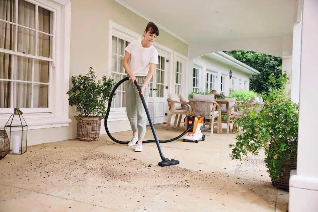 Aspirateur à batterie STIHL – SEA 60 – Gamme AK – Image 6