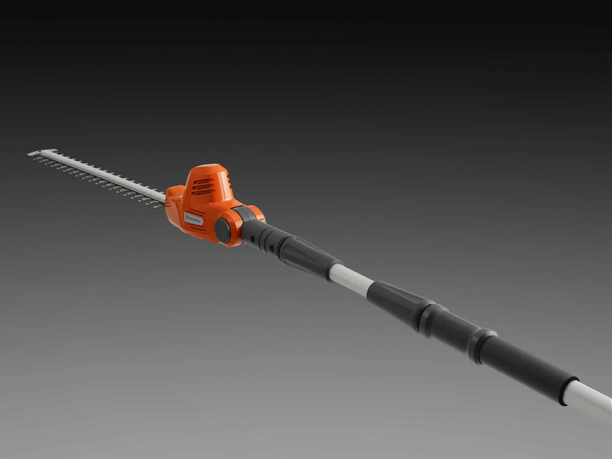 Combi sur perche à batterie HUSQVARNA – 120iTK4-H (pack avec tête taille-haie, batterie BLI 10 ou 40-B70 et chargeur QC 80) – Image 2