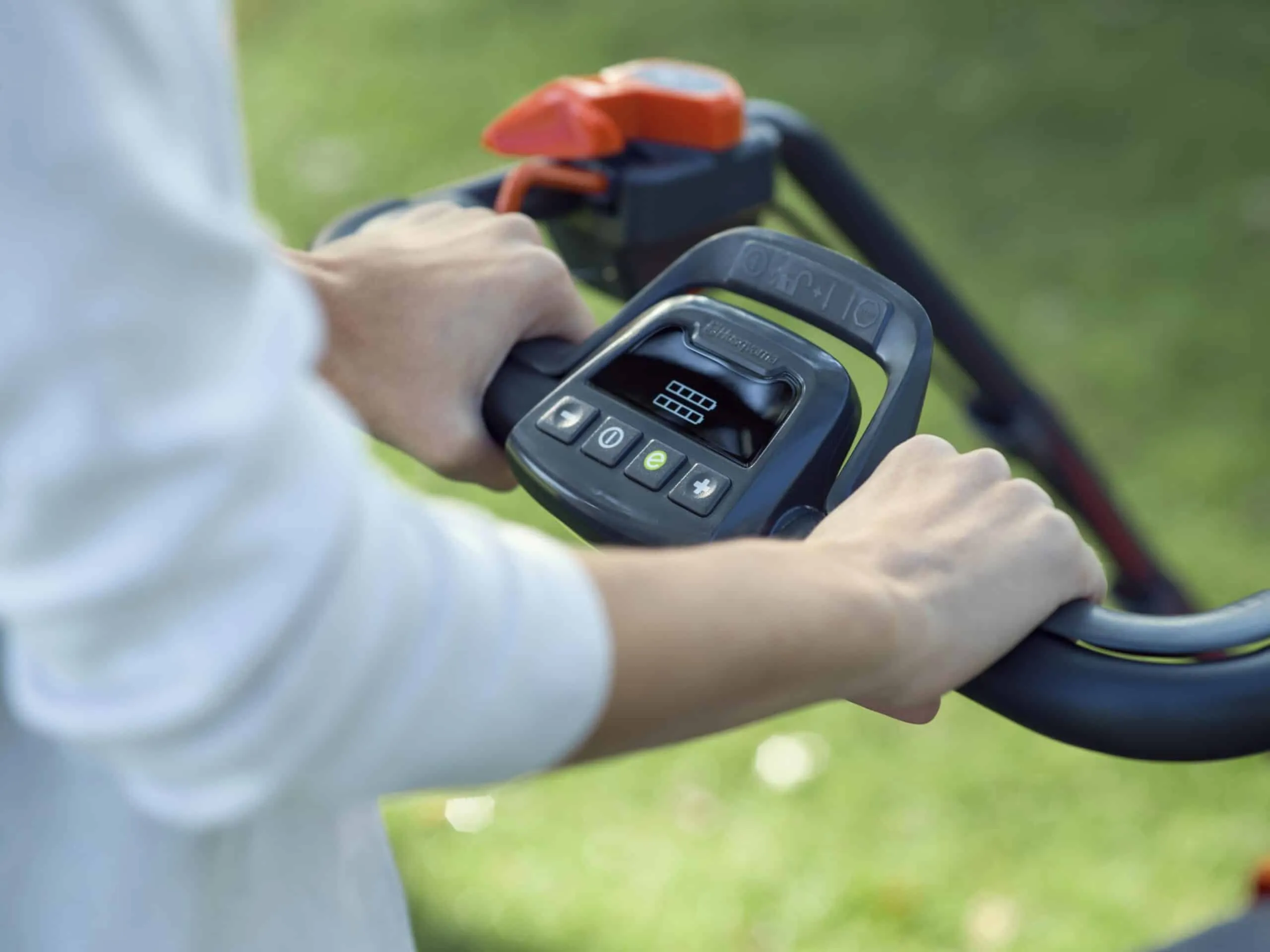 Tondeuse à batterie HUSQVARNA – LC 353iVX – Image 4