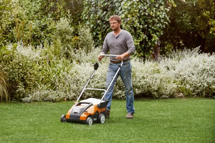 Scarificateur à batterie STIHL – RLA 240 – Gamme AK – Image 8