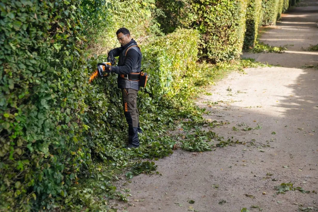 Taille-haies à batterie STIHL HSA 130 T – 60 cm – Gamme AP – Image 3
