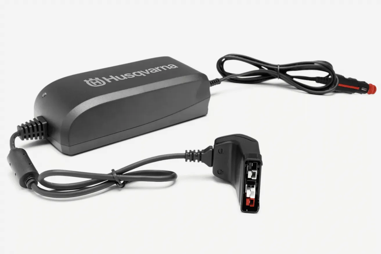 Coupe-bordure à batterie HUSQVARNA – 110iL (pack 1 batterie BLI10 ou 40-B70 et chargeur 40-C80) – Image 6
